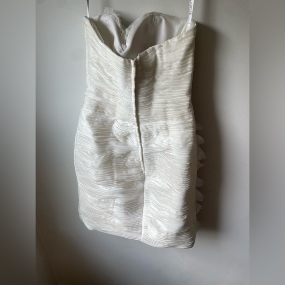 Clarisse White Ruffle Formal Body-con Homecoming Dress with Jewels Size 2 - Picture 4 of 8